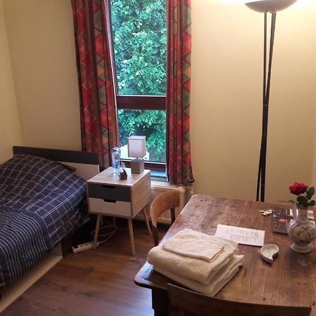 Chez Mimi - Chambre Vue Parc Bruxelles Esterno foto